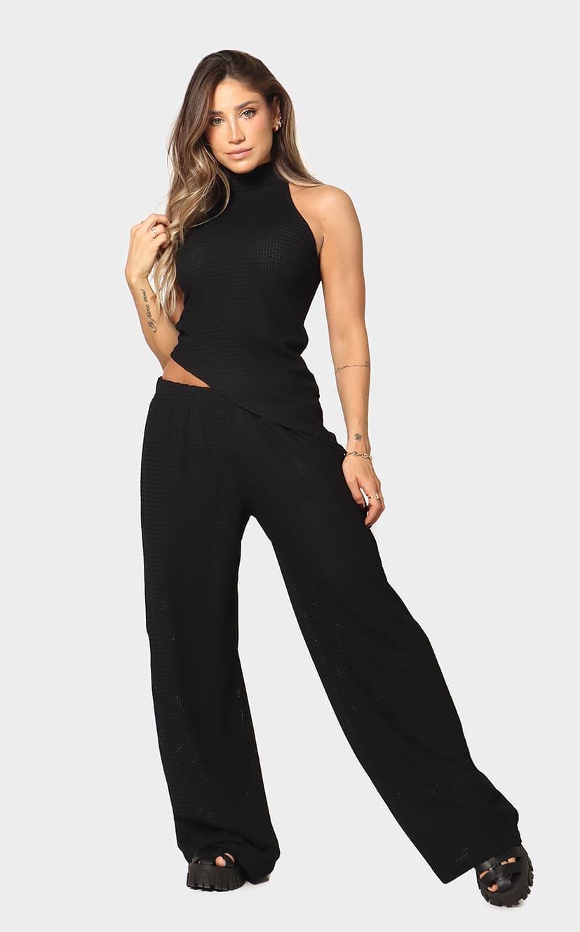 PantalΓ³n Negro Botines Para Pantalon Campana Crop Top Outfit